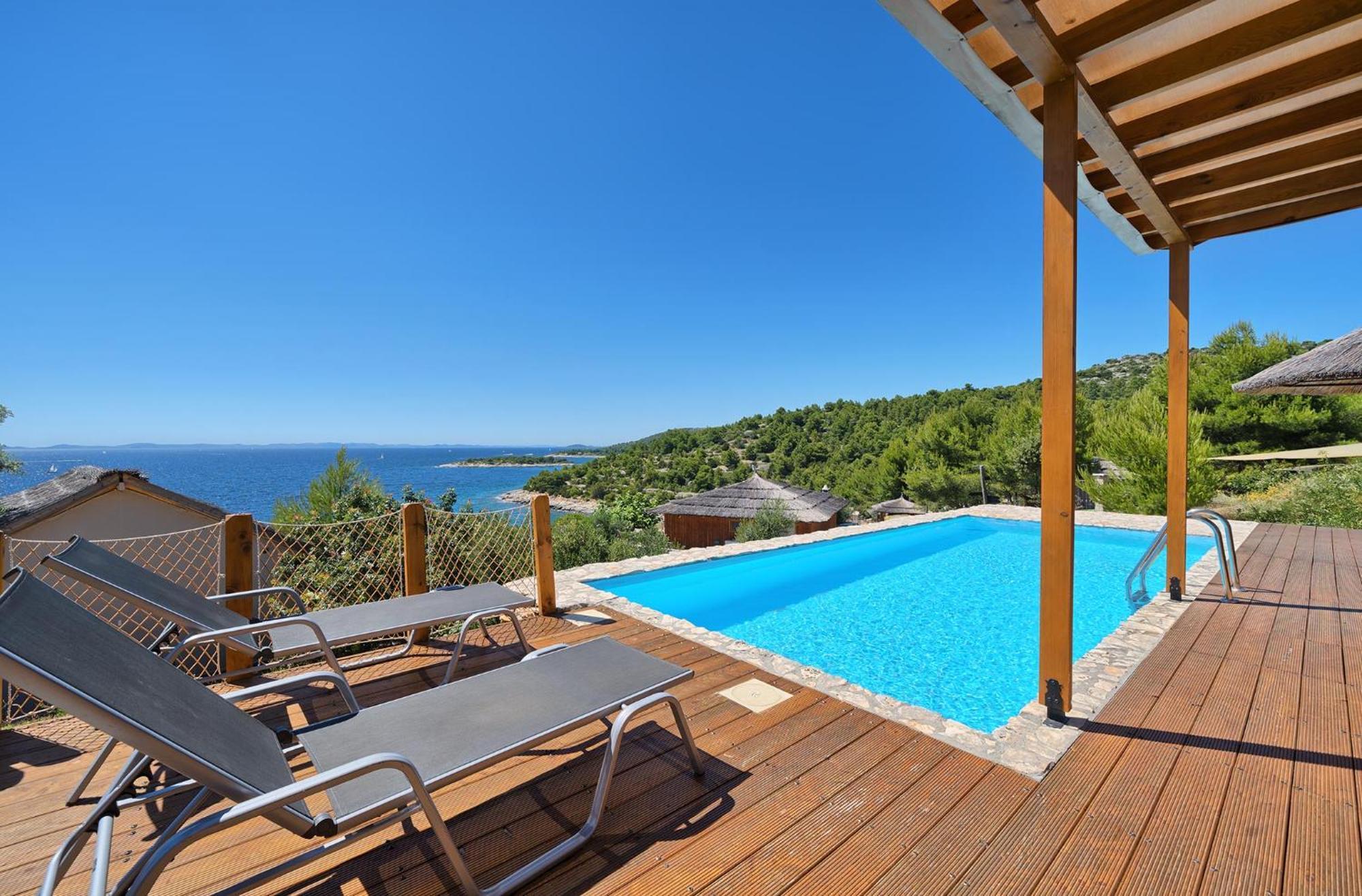 Golden Haven Luxe Glamp Resort Murter Exterior photo