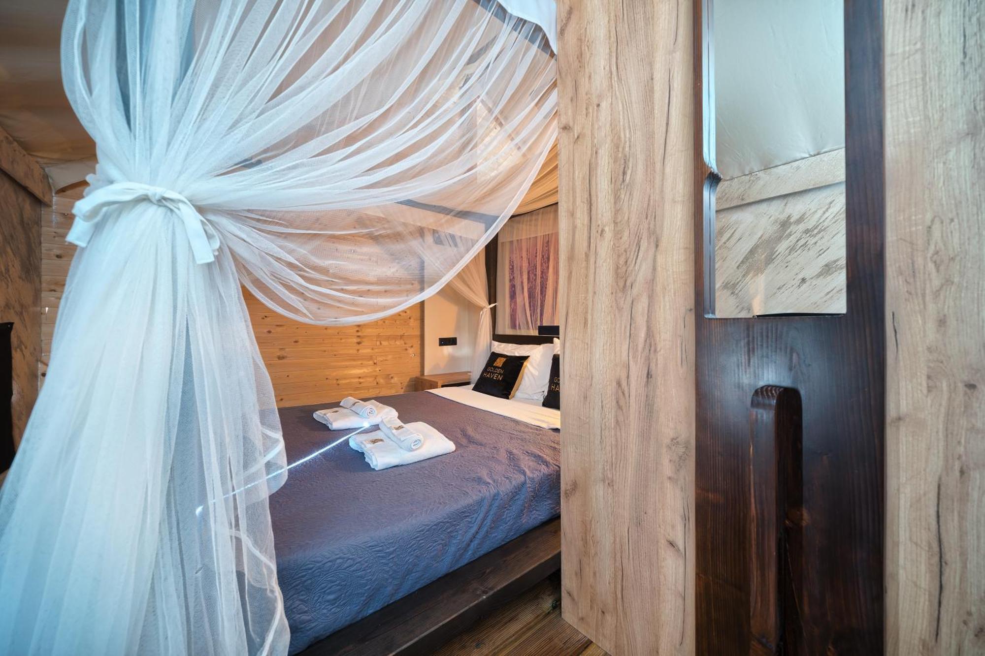 Golden Haven Luxe Glamp Resort Murter Exterior photo