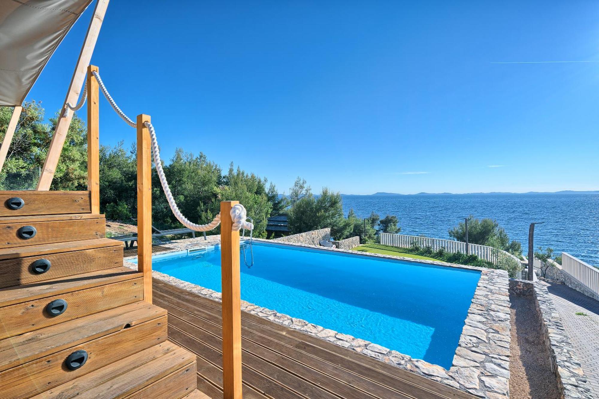 Golden Haven Luxe Glamp Resort Murter Exterior photo