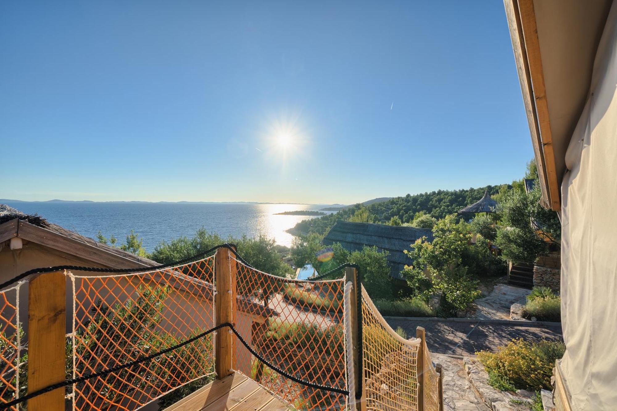 Golden Haven Luxe Glamp Resort Murter Exterior photo