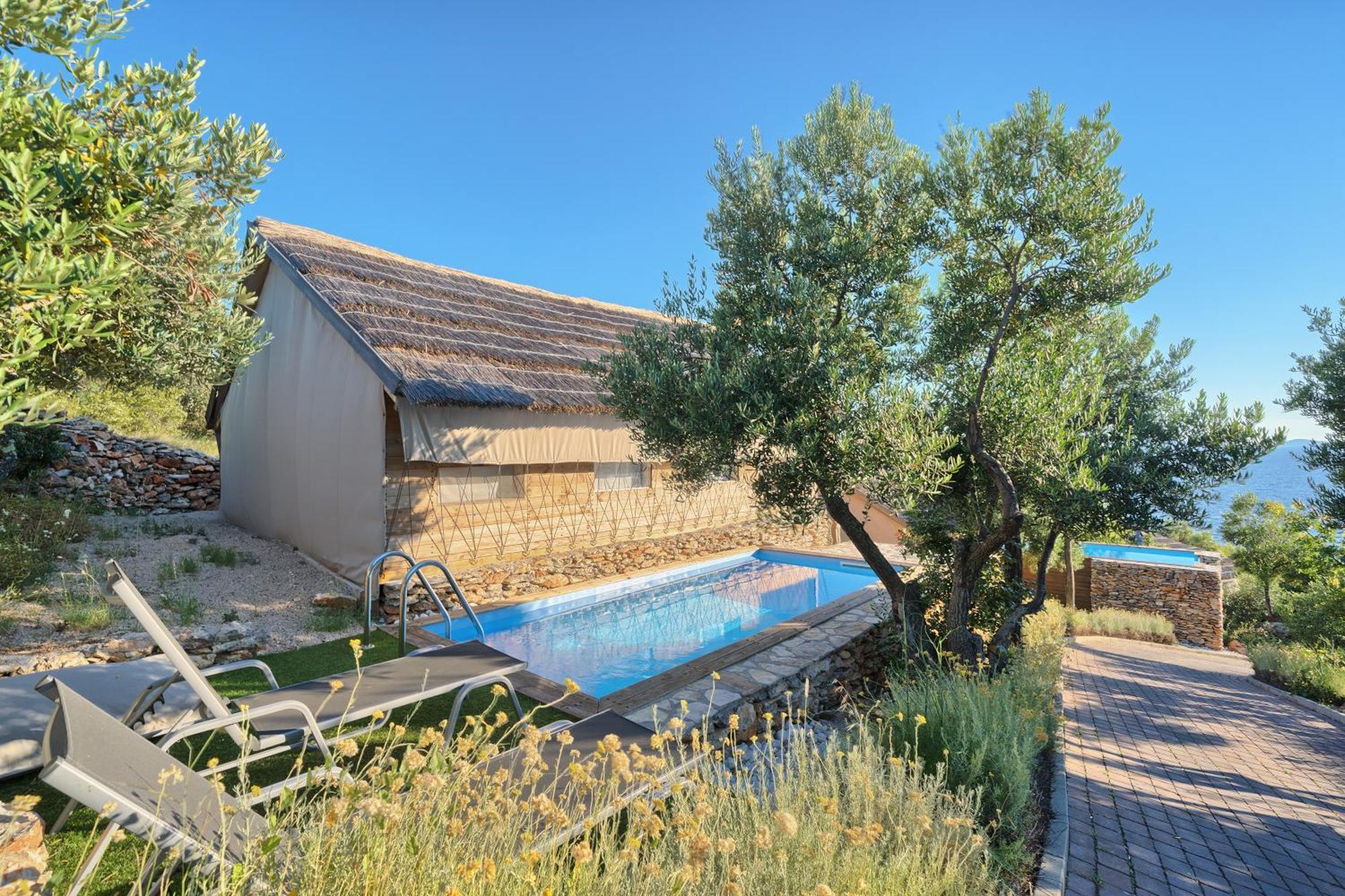 Golden Haven Luxe Glamp Resort Murter Exterior photo