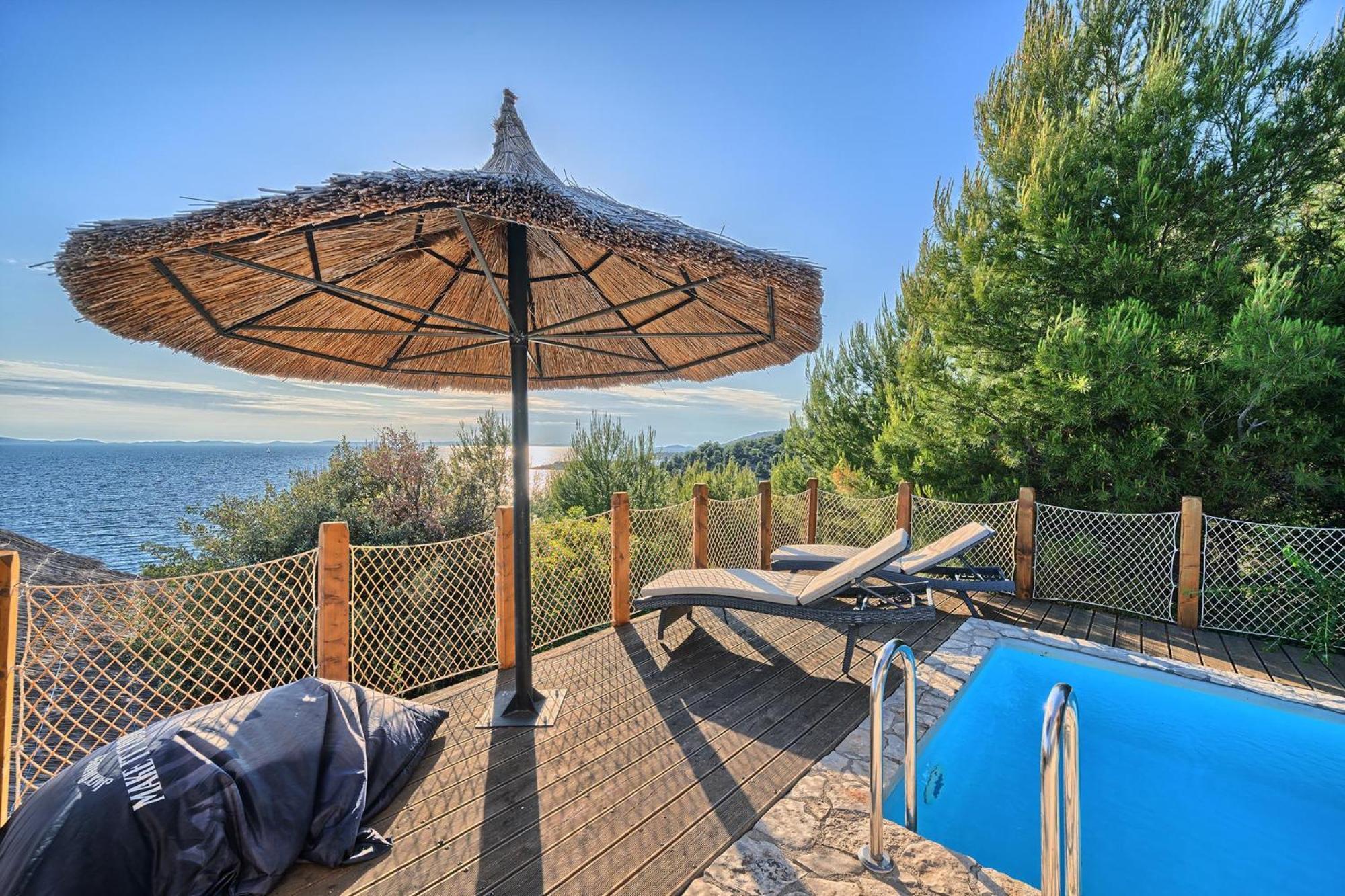 Golden Haven Luxe Glamp Resort Murter Exterior photo