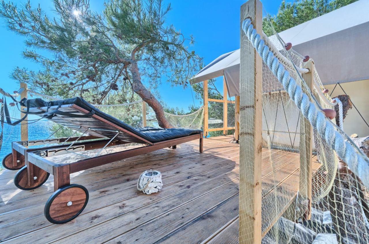 Golden Haven Luxe Glamp Resort Murter Exterior photo